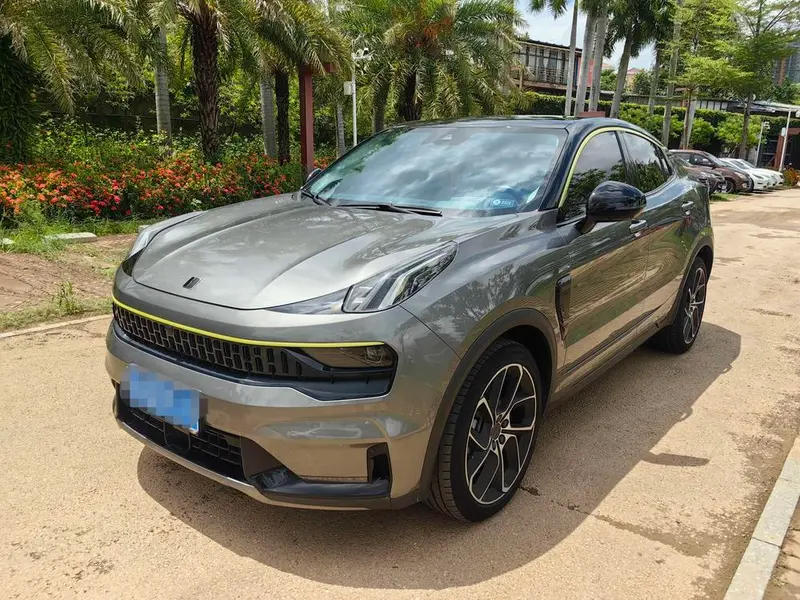 Lynk & Co 05
