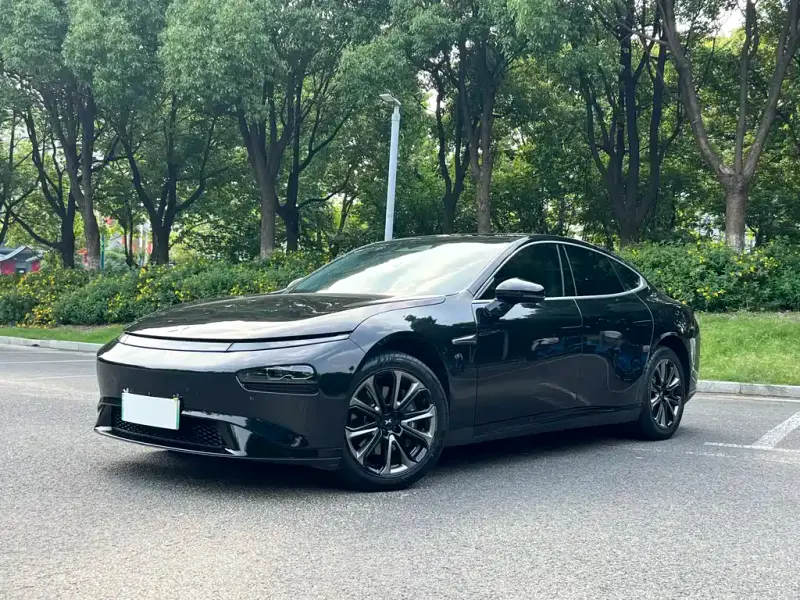 XPeng P7