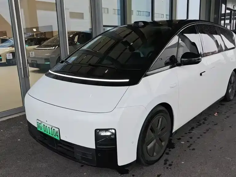 Li Auto MEGA