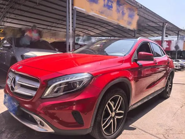 Mercedes-Benz GLA