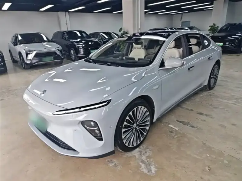 NIO ET7