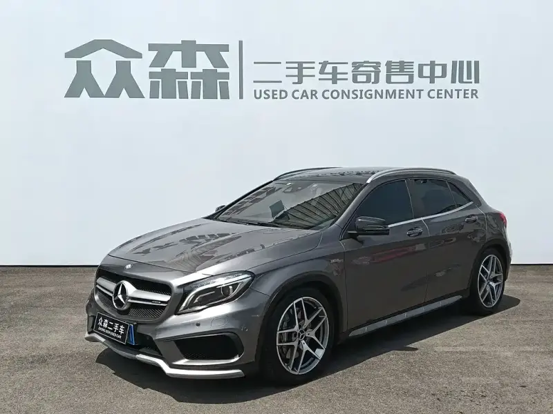 Mercedes-Benz GLA AMG