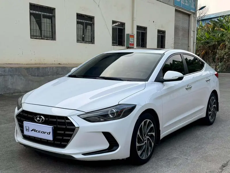 Hyundai Elantra Lingdong