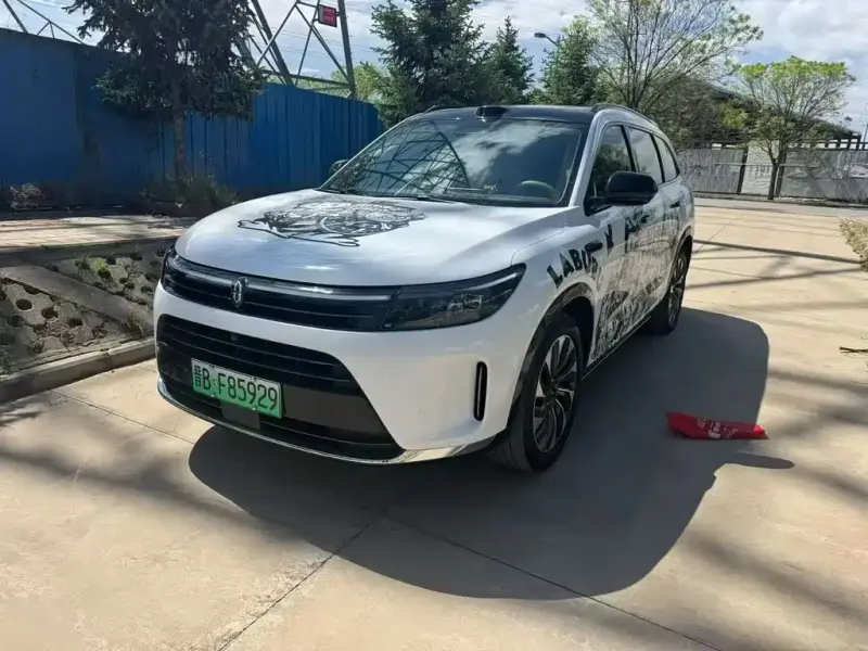 AITO M7