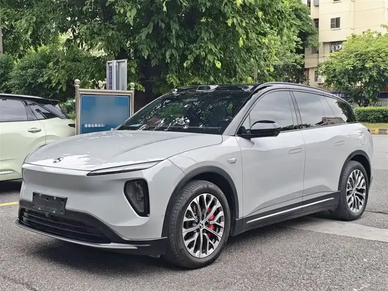 NIO ES6