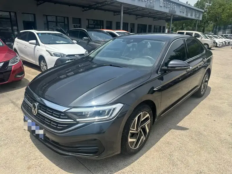 Volkswagen Sagitar