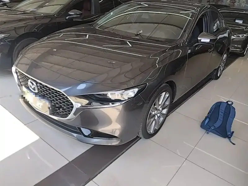 Mazda 3 Axela