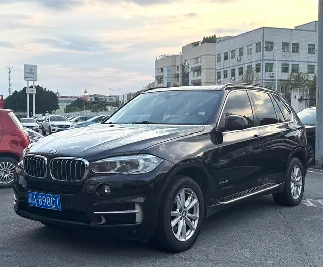BMW X5 (Import)