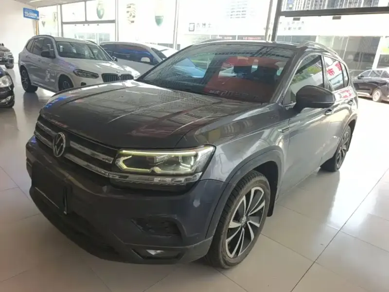 Volkswagen Tharu