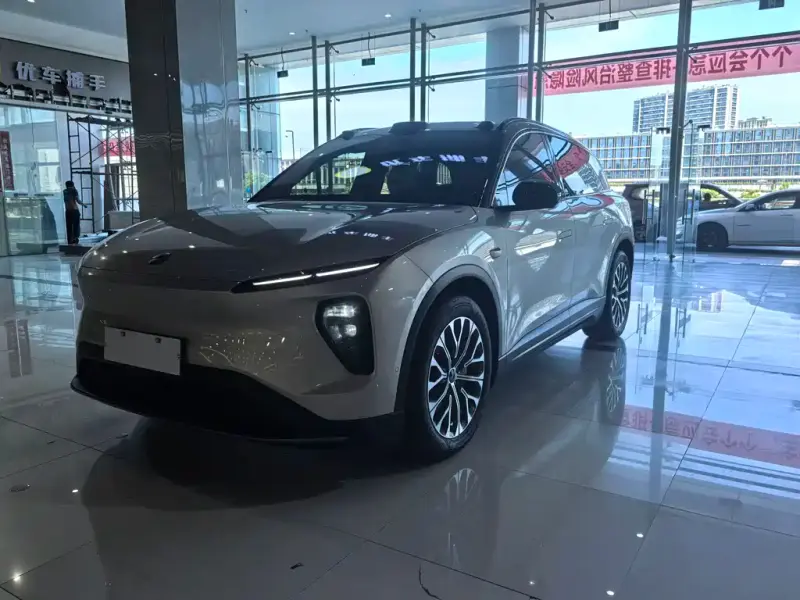 NIO ES6