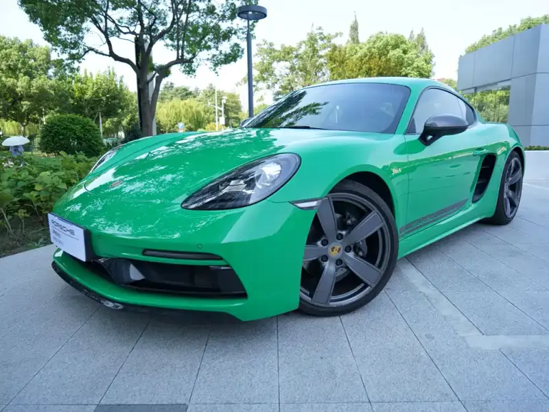 Porsche 718