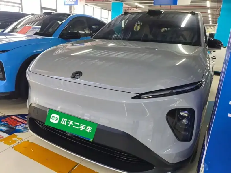 NIO EC7