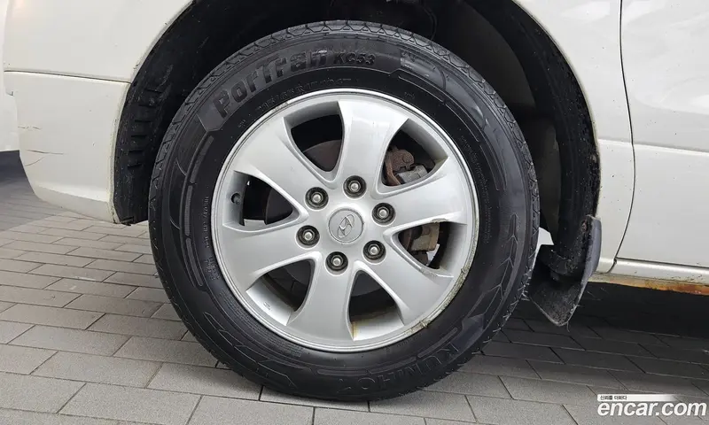 Hyundai H-1