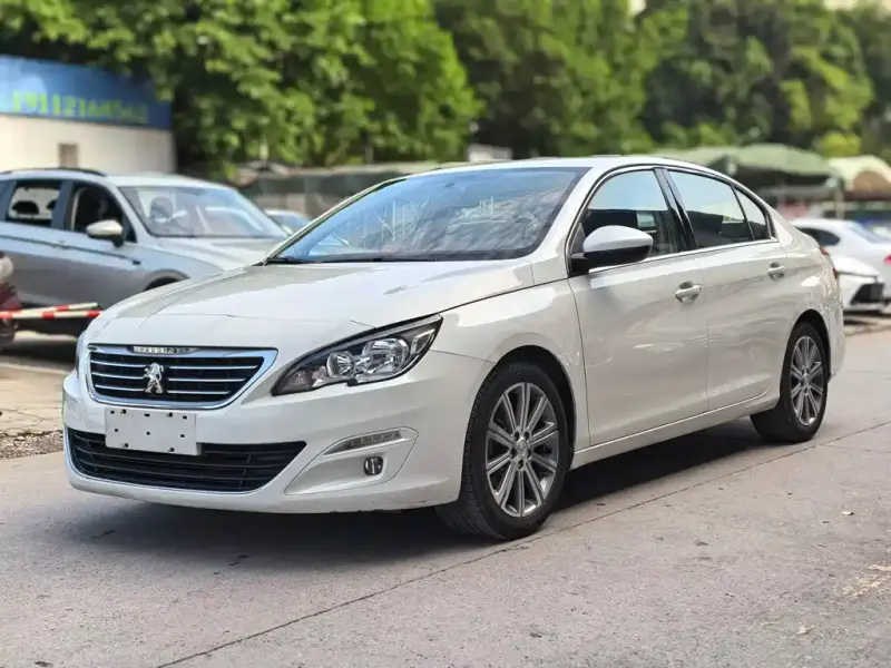 Peugeot 408