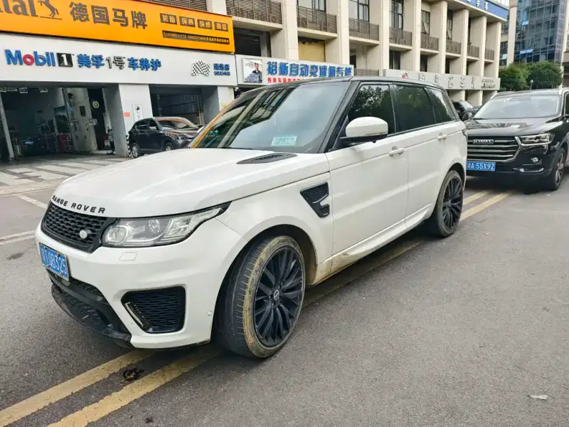 Land Rover Sport