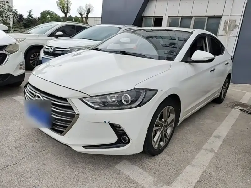 Hyundai Elantra