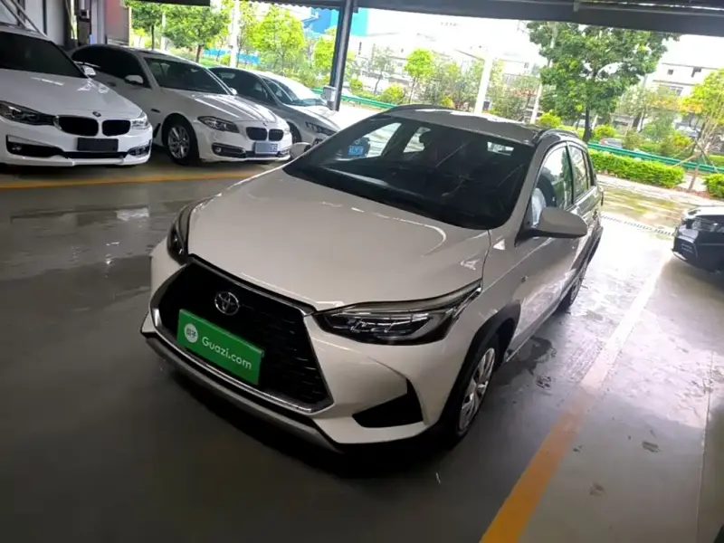 Toyota Yaris L
