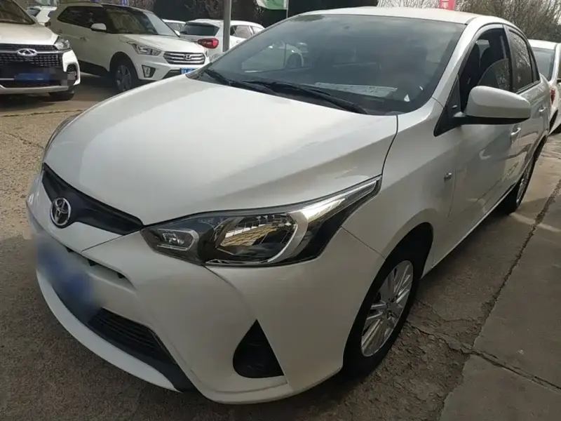 Toyota Yaris L