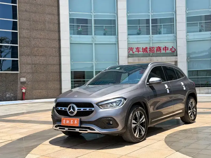 Mercedes-Benz GLA
