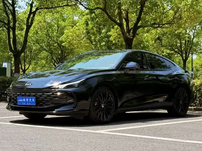 MG MG7