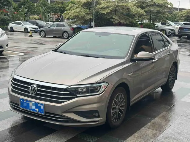 Volkswagen Sagitar