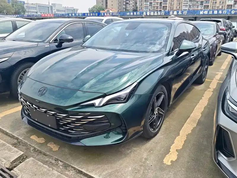 MG MG7