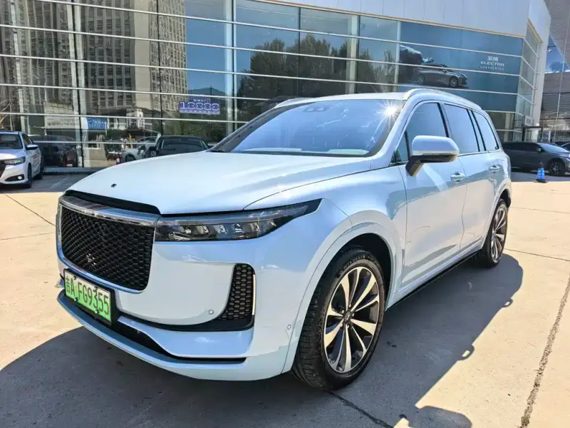Li Auto ONE