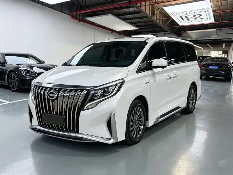 GAC Motor M8