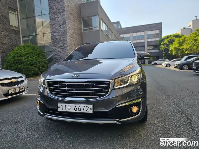 Kia Carnival (Canival)