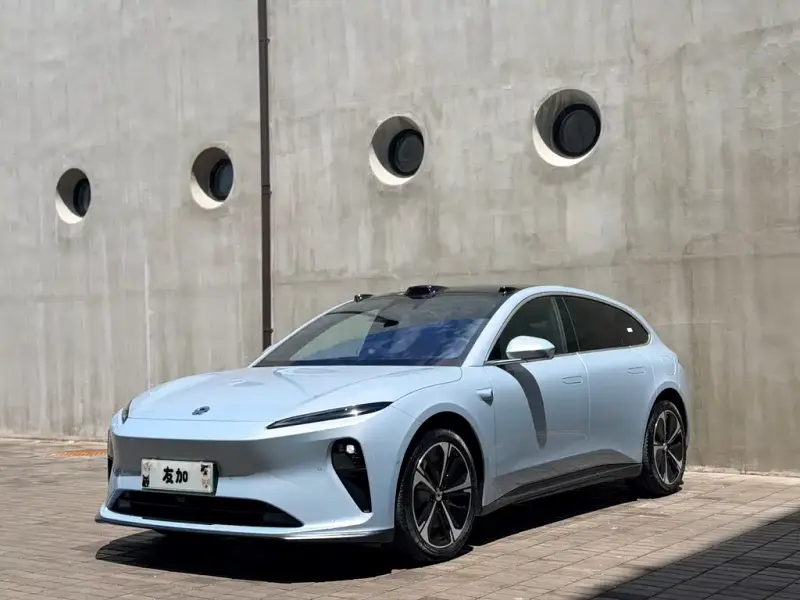 NIO ET5T