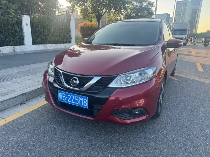 Nissan Tiida