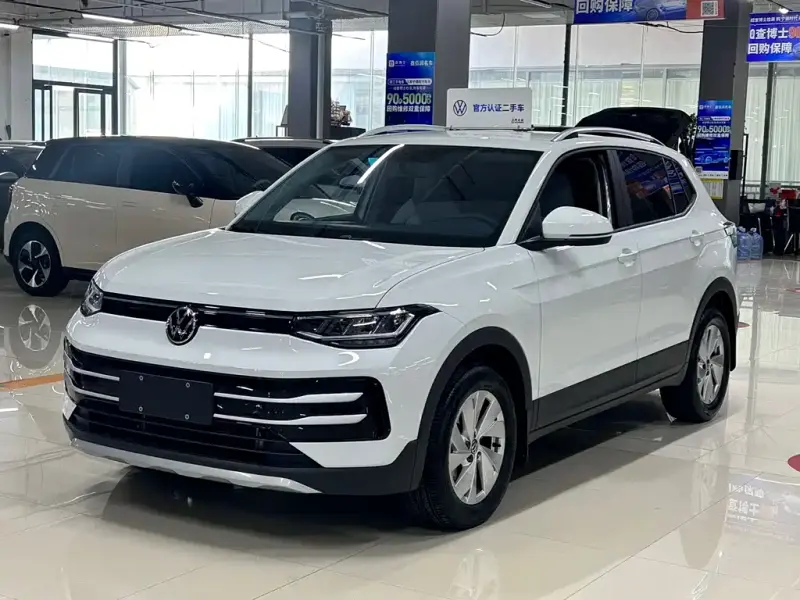 Volkswagen Tharu
