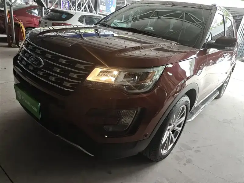 Ford Explorer (Import)