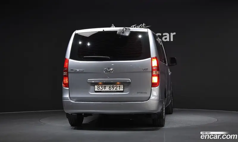 Hyundai H-1