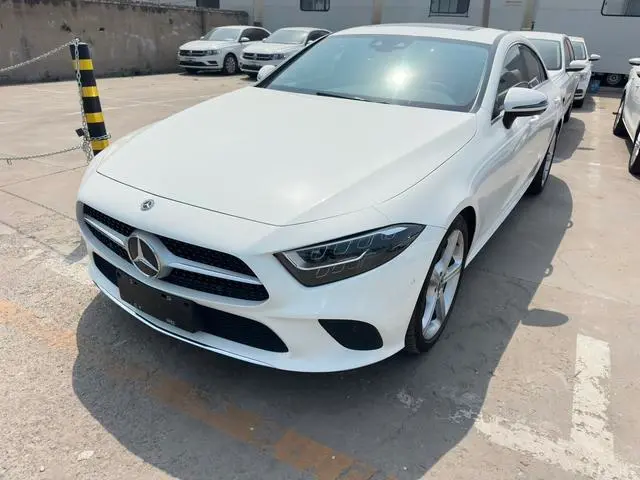 Mercedes-Benz CLS