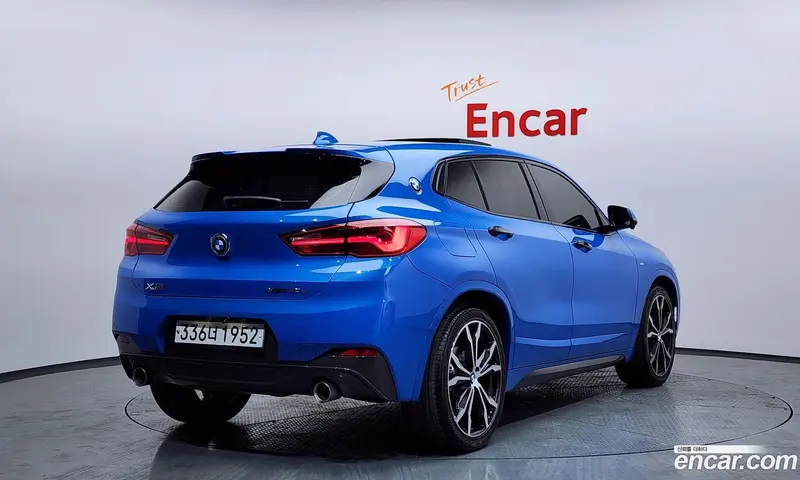 BMW X2