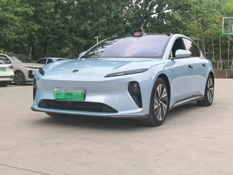 NIO ET5
