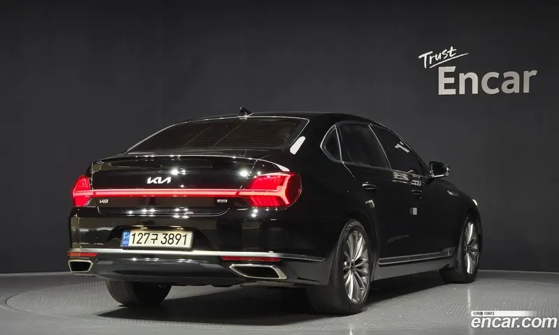 Kia Quoris (K9)