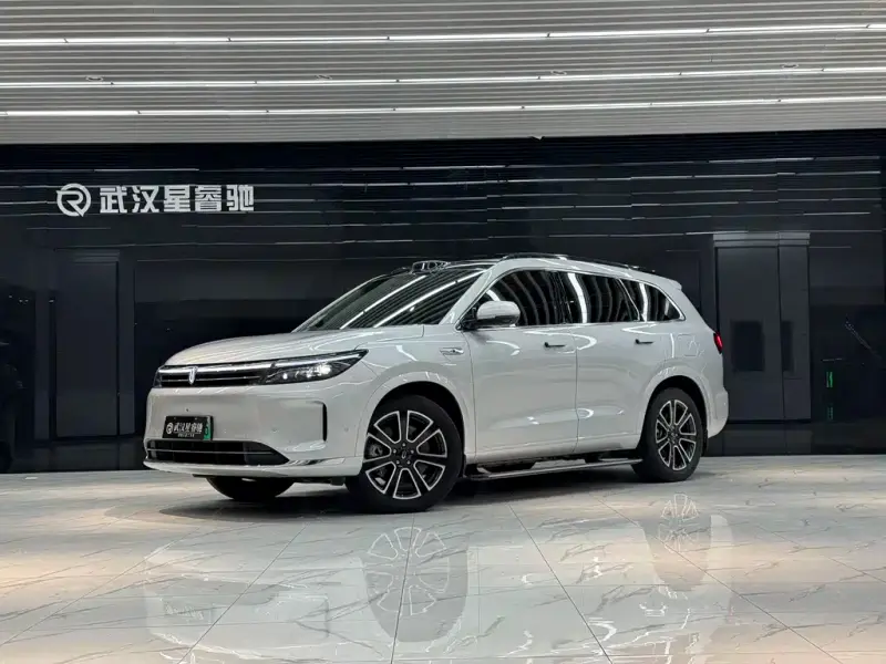 AITO M7