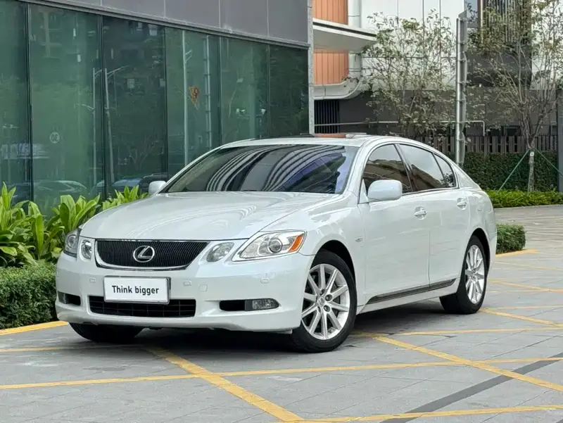 Lexus GS