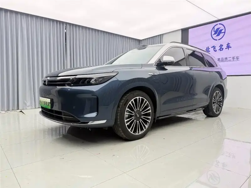 AITO M7