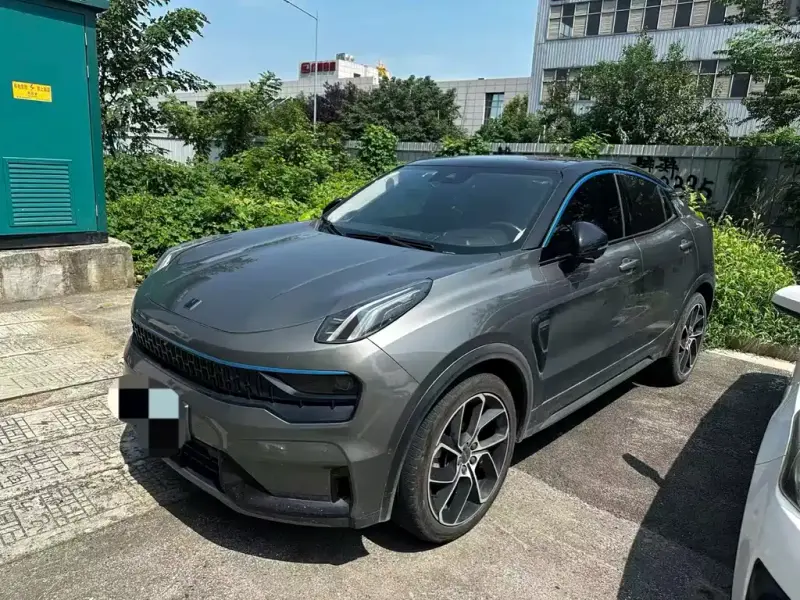 Lynk & Co 05