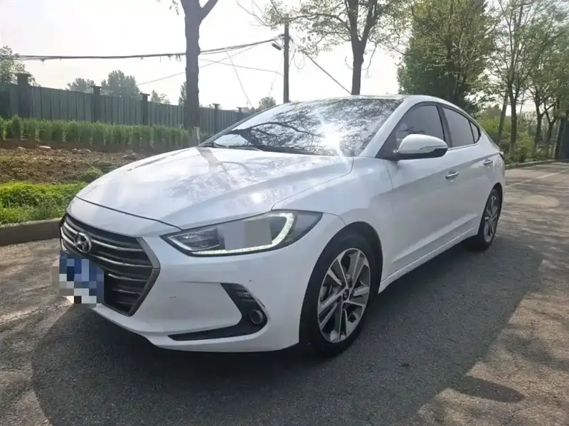 Hyundai Elantra