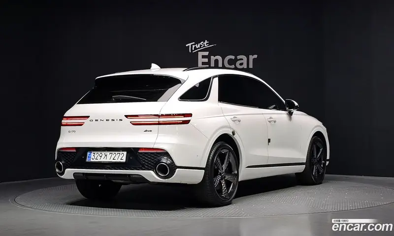 Genesis GV70
