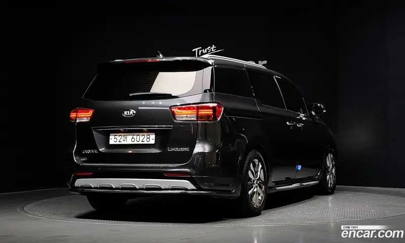Kia Carnival (Canival)