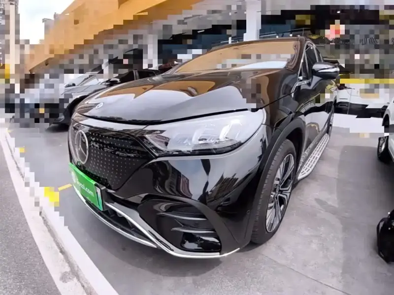 Mercedes-Benz EQE SUV