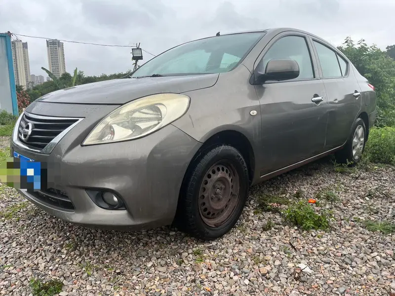 Nissan Sunny