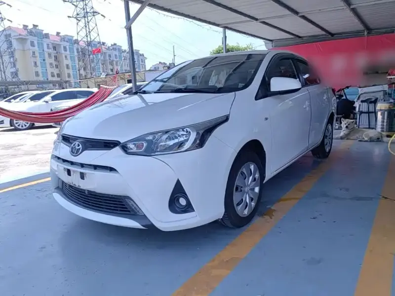 Toyota Yaris L