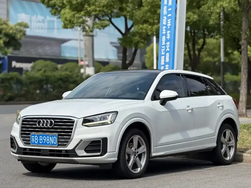 Audi Q2L
