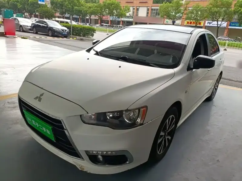 Mitsubishi Lancer EX
